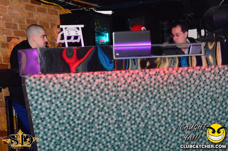 Mana lounge photo 74 - April 11th, 2014