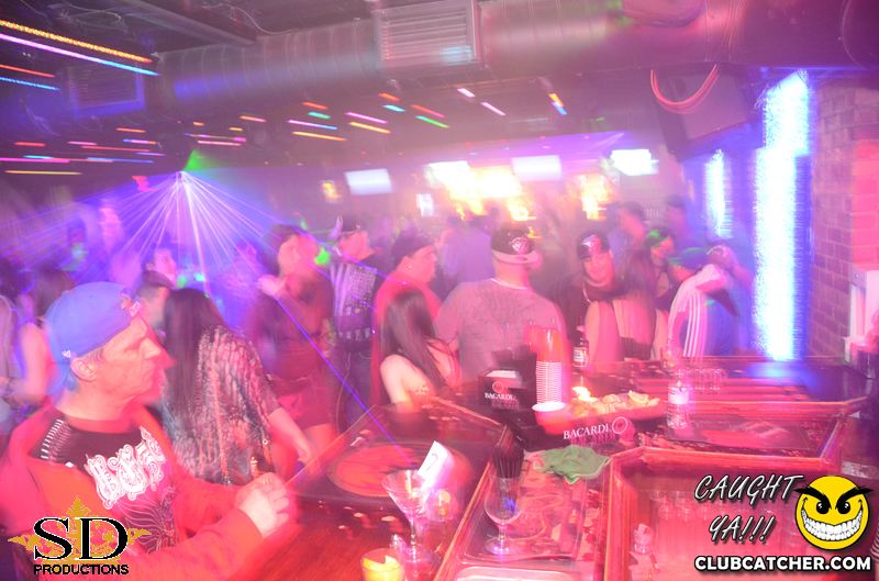 Mana lounge photo 78 - April 11th, 2014