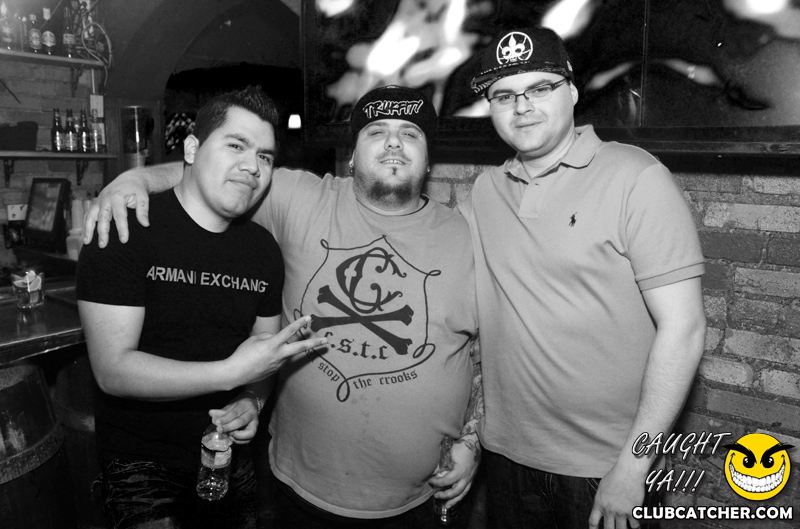 Mana lounge photo 160 - April 18th, 2014