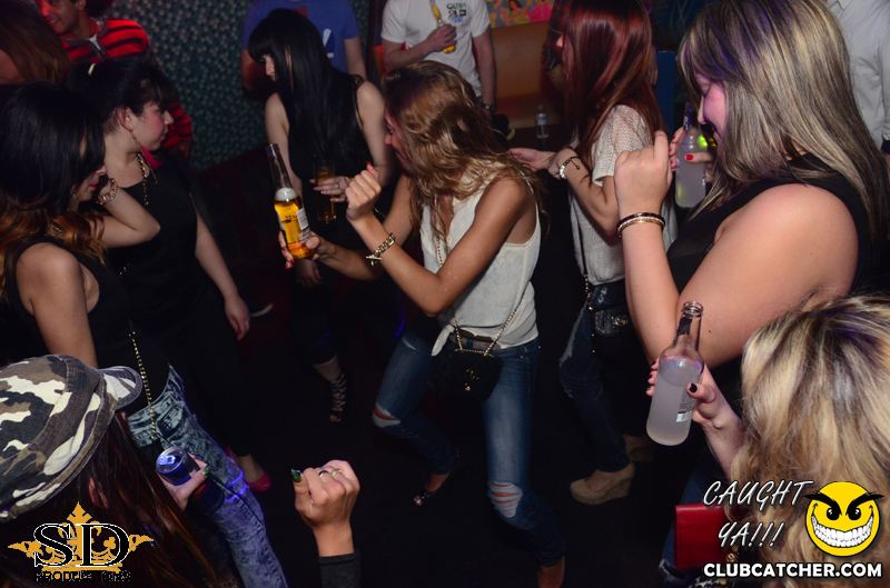 Mana lounge photo 30 - April 18th, 2014