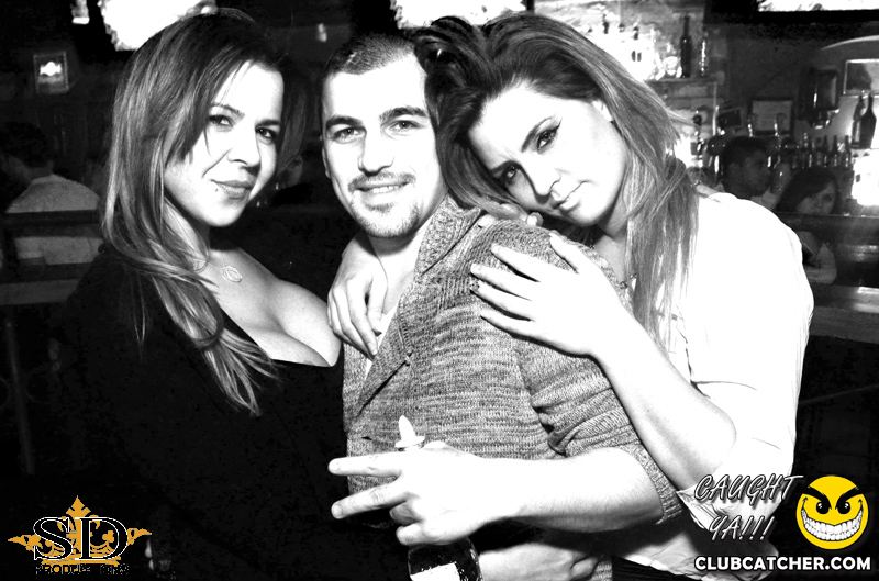 Mana lounge photo 33 - April 18th, 2014