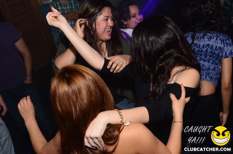 Mana lounge photo 81 - April 18th, 2014