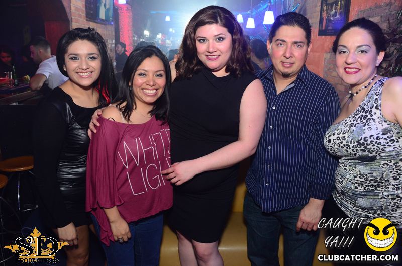 Mana lounge photo 43 - April 25th, 2014