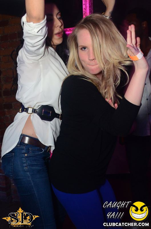 Mana lounge photo 82 - April 25th, 2014