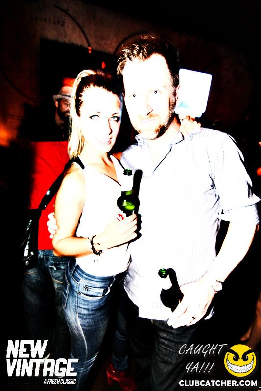 Locas 144 lounge photo 33 - May 2nd, 2014