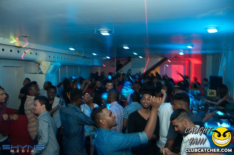 Gravity Soundbar nightclub photo 65 - June 28th, 2014