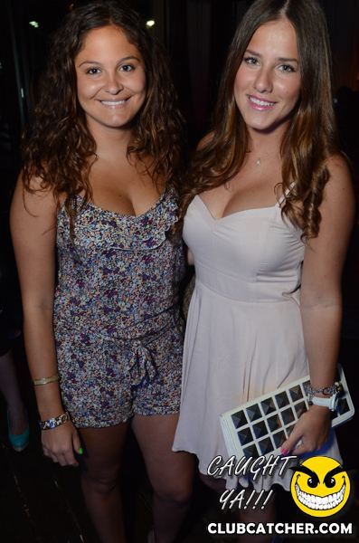 T2 lounge photo 15 - August 1st, 2013