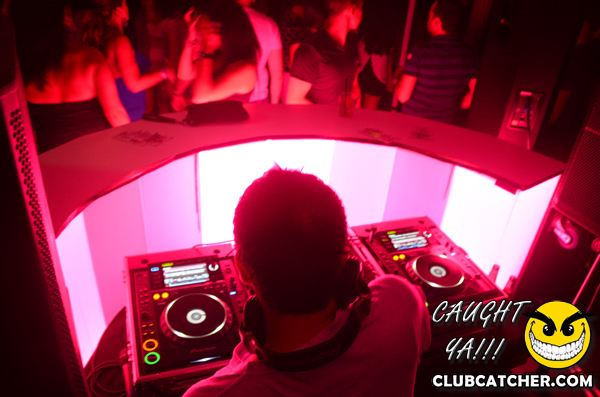 T2 lounge photo 20 - August 1st, 2013