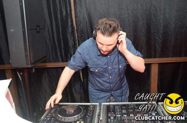 T2 lounge photo 3 - August 1st, 2013