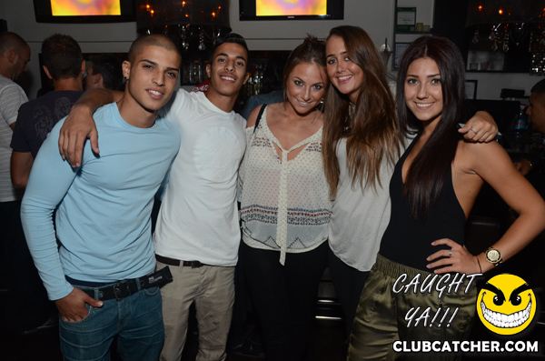 T2 lounge photo 33 - August 1st, 2013