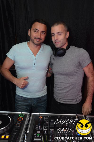 T2 lounge photo 35 - August 1st, 2013