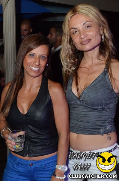 T2 lounge photo 39 - August 1st, 2013