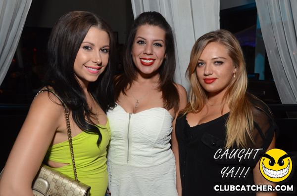 T2 lounge photo 53 - August 1st, 2013