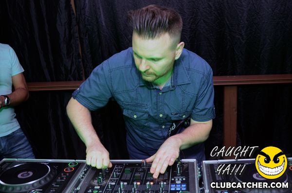 T2 lounge photo 93 - August 1st, 2013