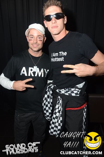 T2 lounge photo 101 - October 31st, 2013