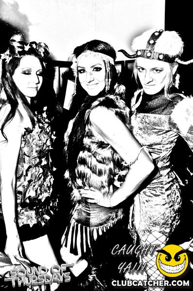 T2 lounge photo 103 - October 31st, 2013