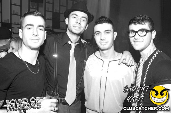 T2 lounge photo 117 - October 31st, 2013