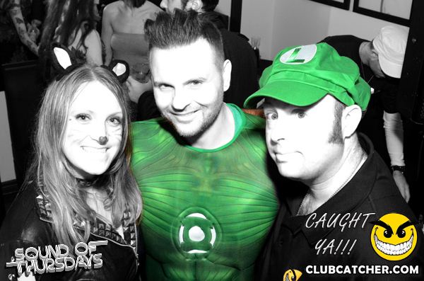 T2 lounge photo 119 - October 31st, 2013