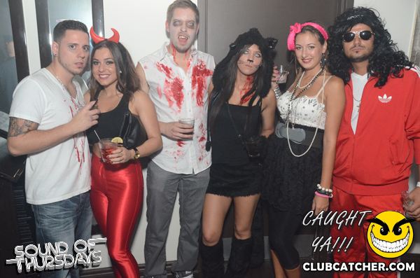 T2 lounge photo 129 - October 31st, 2013