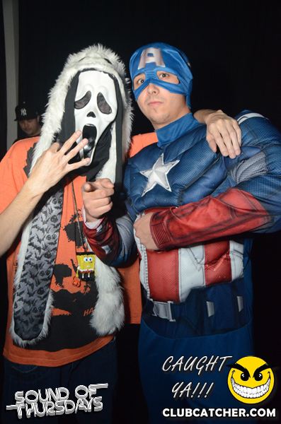 T2 lounge photo 145 - October 31st, 2013