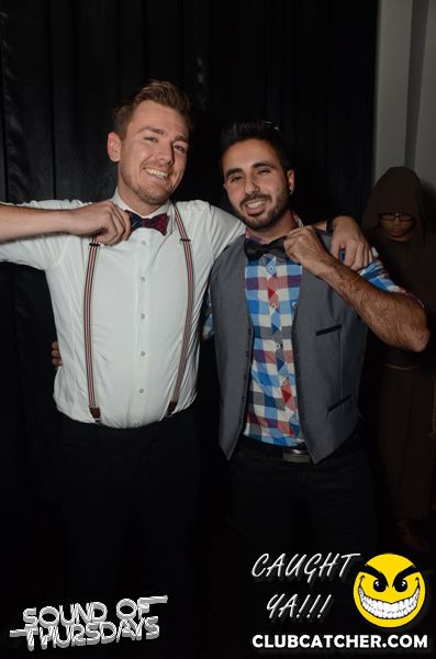 T2 lounge photo 152 - October 31st, 2013