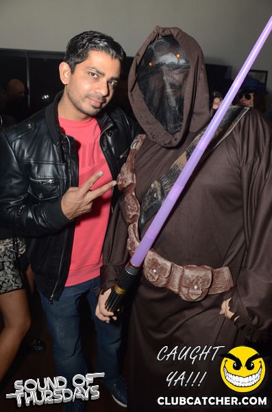 T2 lounge photo 24 - October 31st, 2013