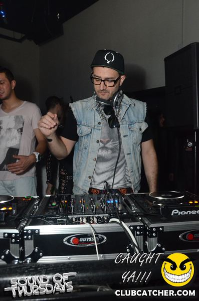 T2 lounge photo 61 - October 31st, 2013