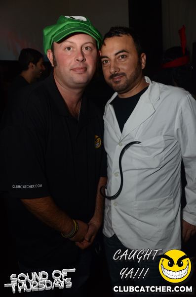 T2 lounge photo 77 - October 31st, 2013