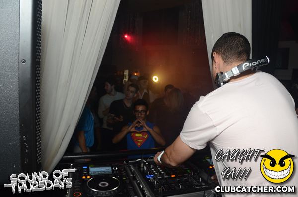 T2 lounge photo 9 - October 31st, 2013