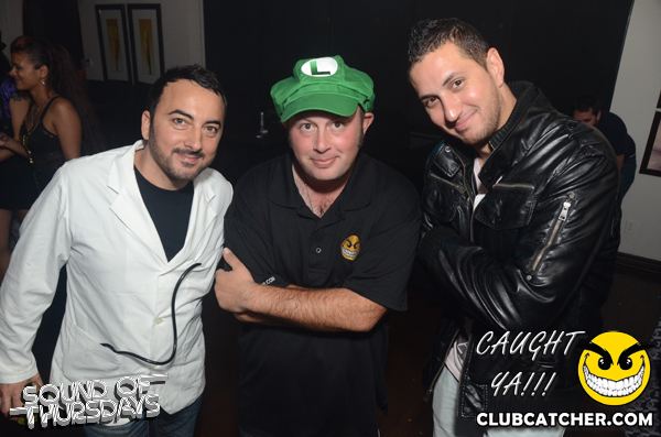 T2 lounge photo 94 - October 31st, 2013