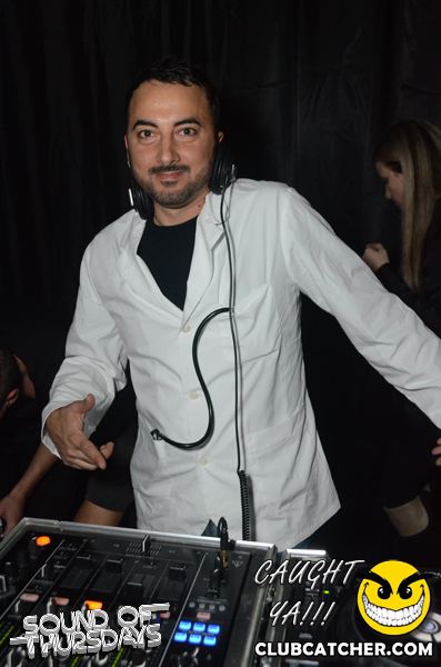 T2 lounge photo 100 - October 31st, 2013