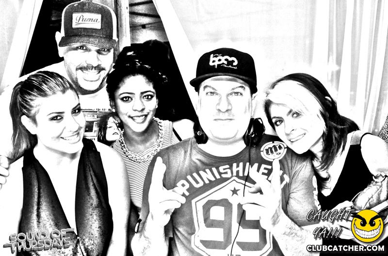 T2 lounge photo 4 - June 26th, 2014