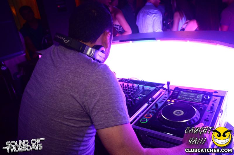 T2 lounge photo 32 - June 26th, 2014