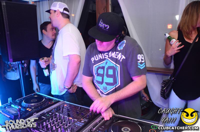 T2 lounge photo 77 - June 26th, 2014