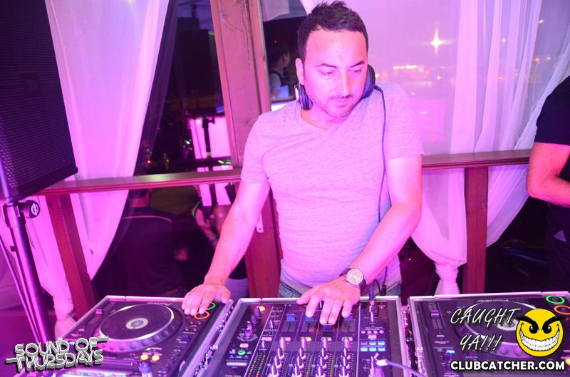 T2 lounge photo 82 - June 26th, 2014