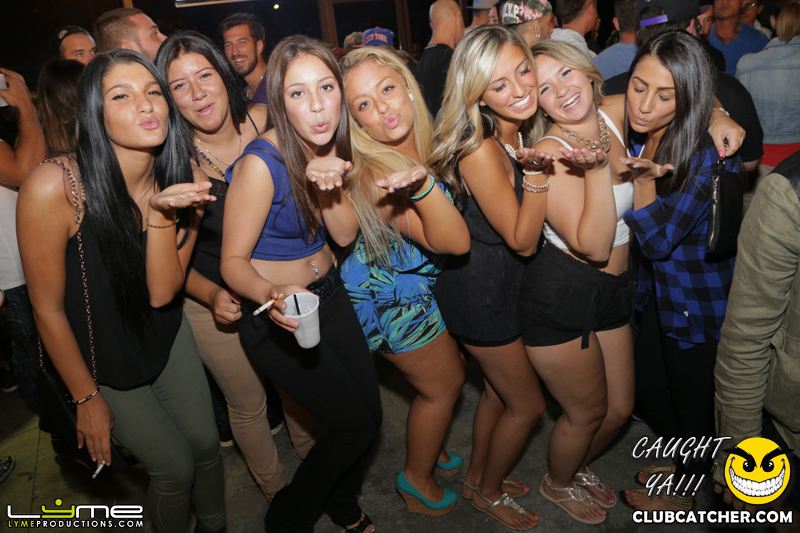 Avenue nightclub photo 2 - July 10th, 2014