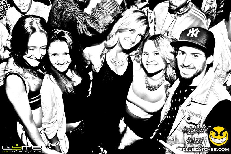 Avenue nightclub photo 25 - July 10th, 2014