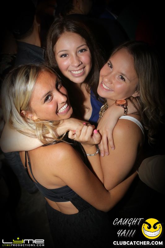 Avenue nightclub photo 90 - July 10th, 2014