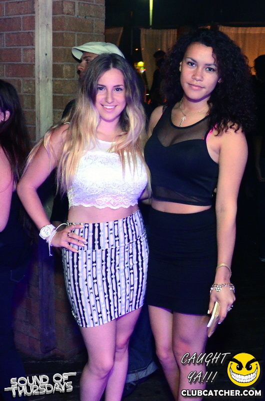 T2 lounge photo 16 - July 17th, 2014