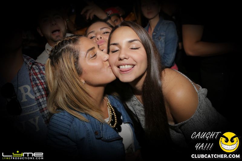 Avenue nightclub photo 111 - August 7th, 2014