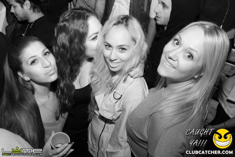 Avenue nightclub photo 26 - August 7th, 2014