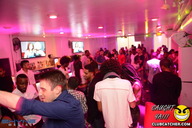 Gravity Soundbar nightclub photo 97 - September 6th, 2014