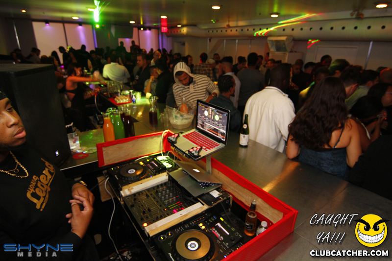 Gravity Soundbar nightclub photo 141 - September 13th, 2014