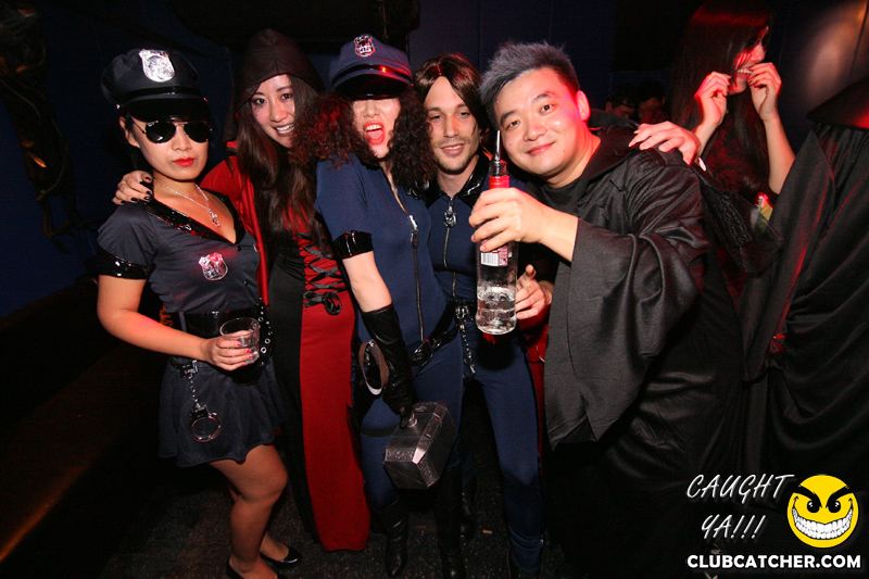 Gravity Soundbar nightclub photo 139 - October 31st, 2014