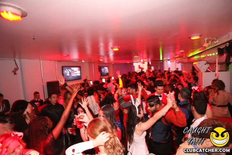 Gravity Soundbar nightclub photo 151 - October 31st, 2014