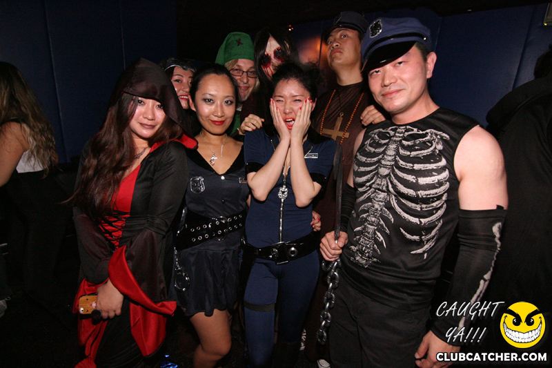 Gravity Soundbar nightclub photo 240 - October 31st, 2014