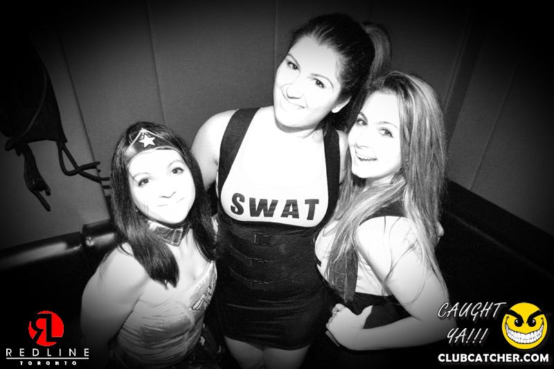 Gravity Soundbar nightclub photo 37 - October 31st, 2014