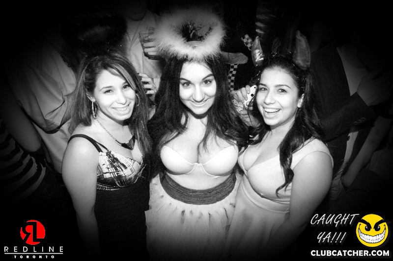 Gravity Soundbar nightclub photo 38 - October 31st, 2014