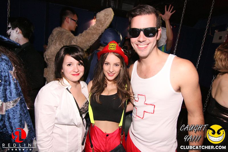 Gravity Soundbar nightclub photo 74 - October 31st, 2014