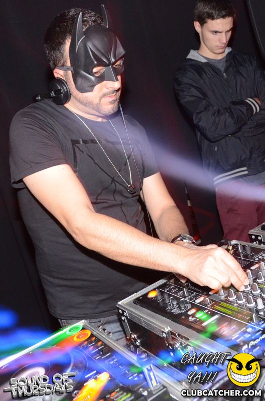 T2 lounge photo 13 - October 30th, 2014